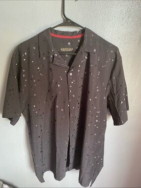 Baroque Gold Men’s Black Short-Sleeve Button Down Shirt with Gray Spot Print